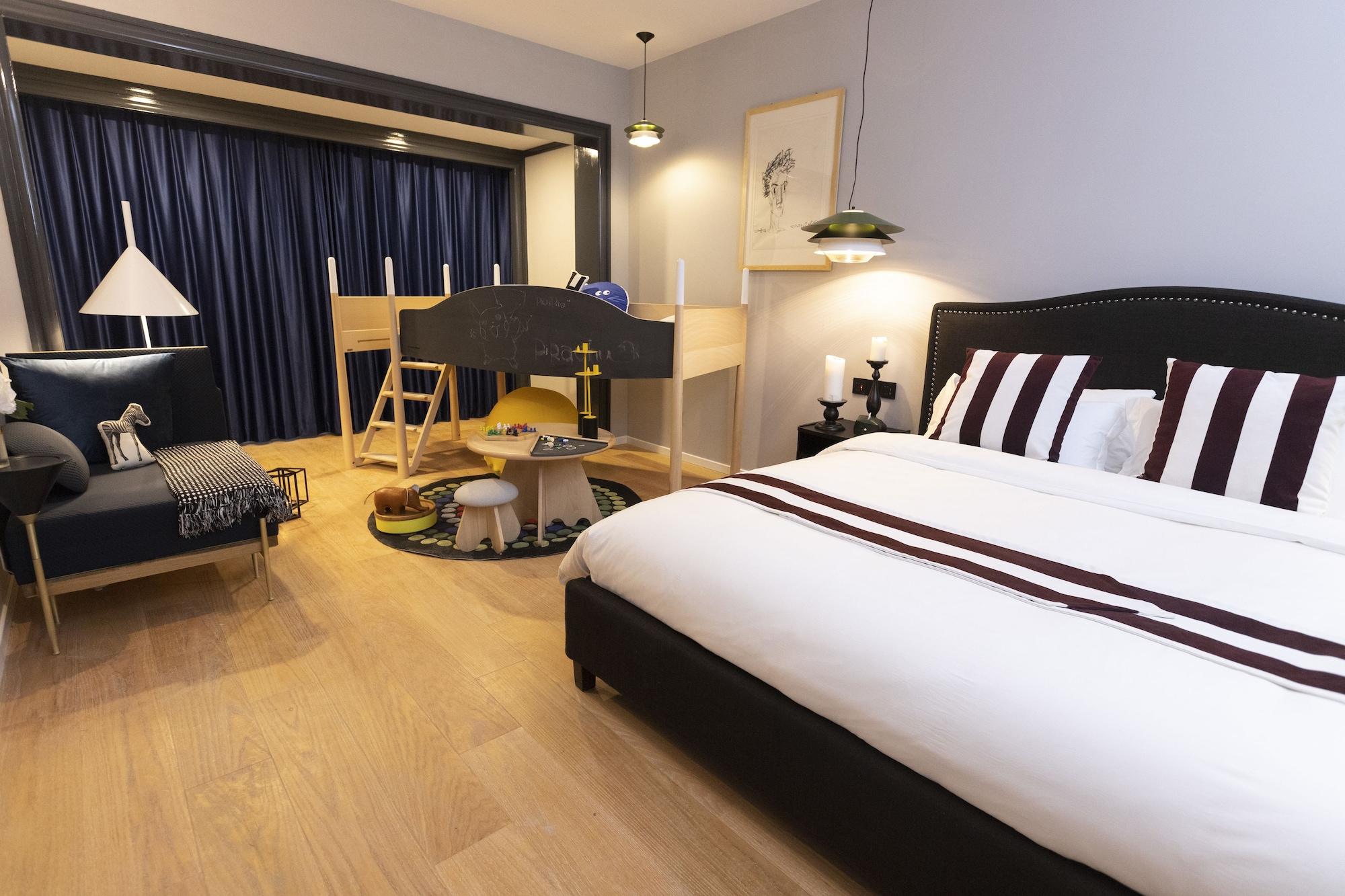 Qingdao The Castle Hotel Bagian luar foto