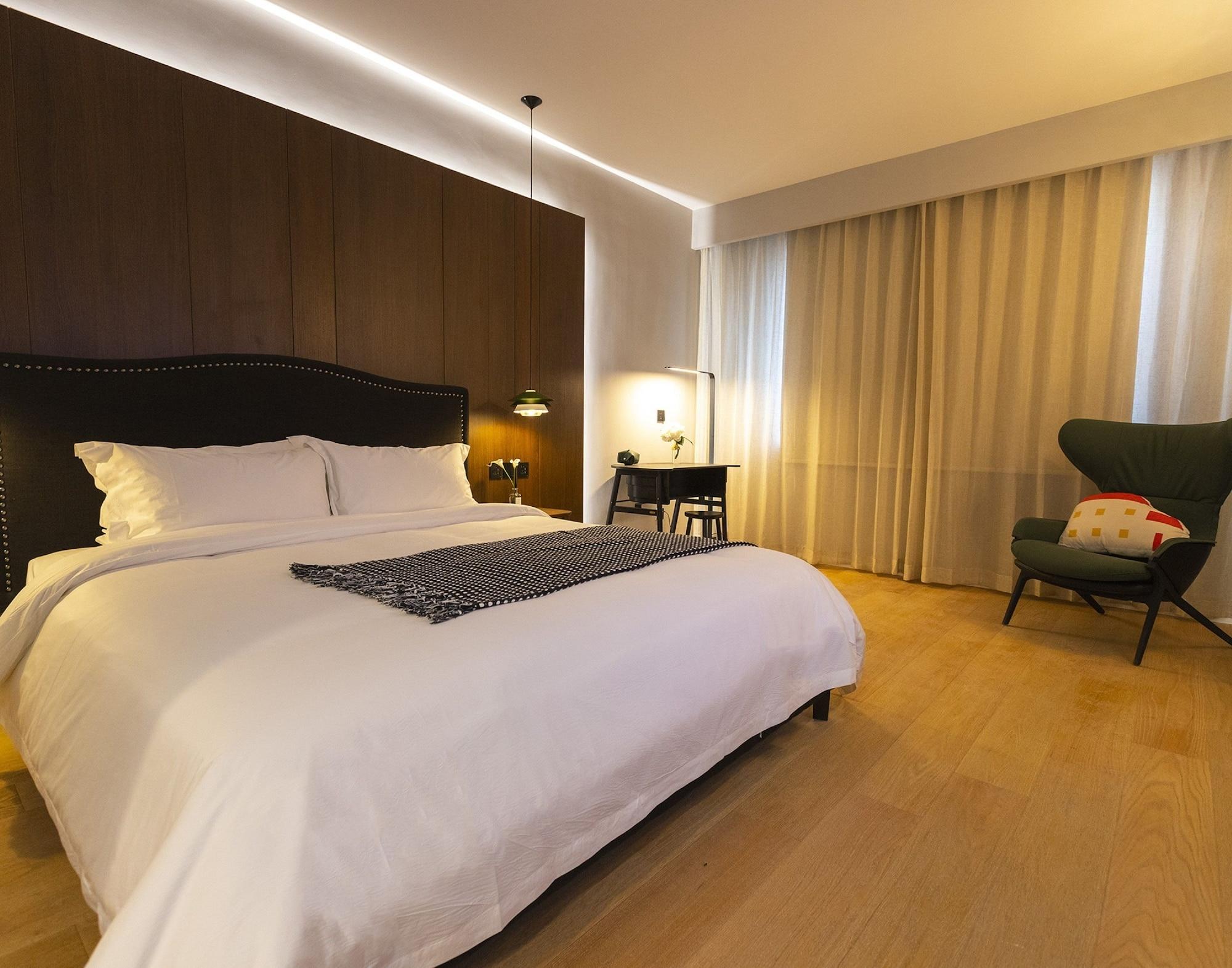 Qingdao The Castle Hotel Bagian luar foto