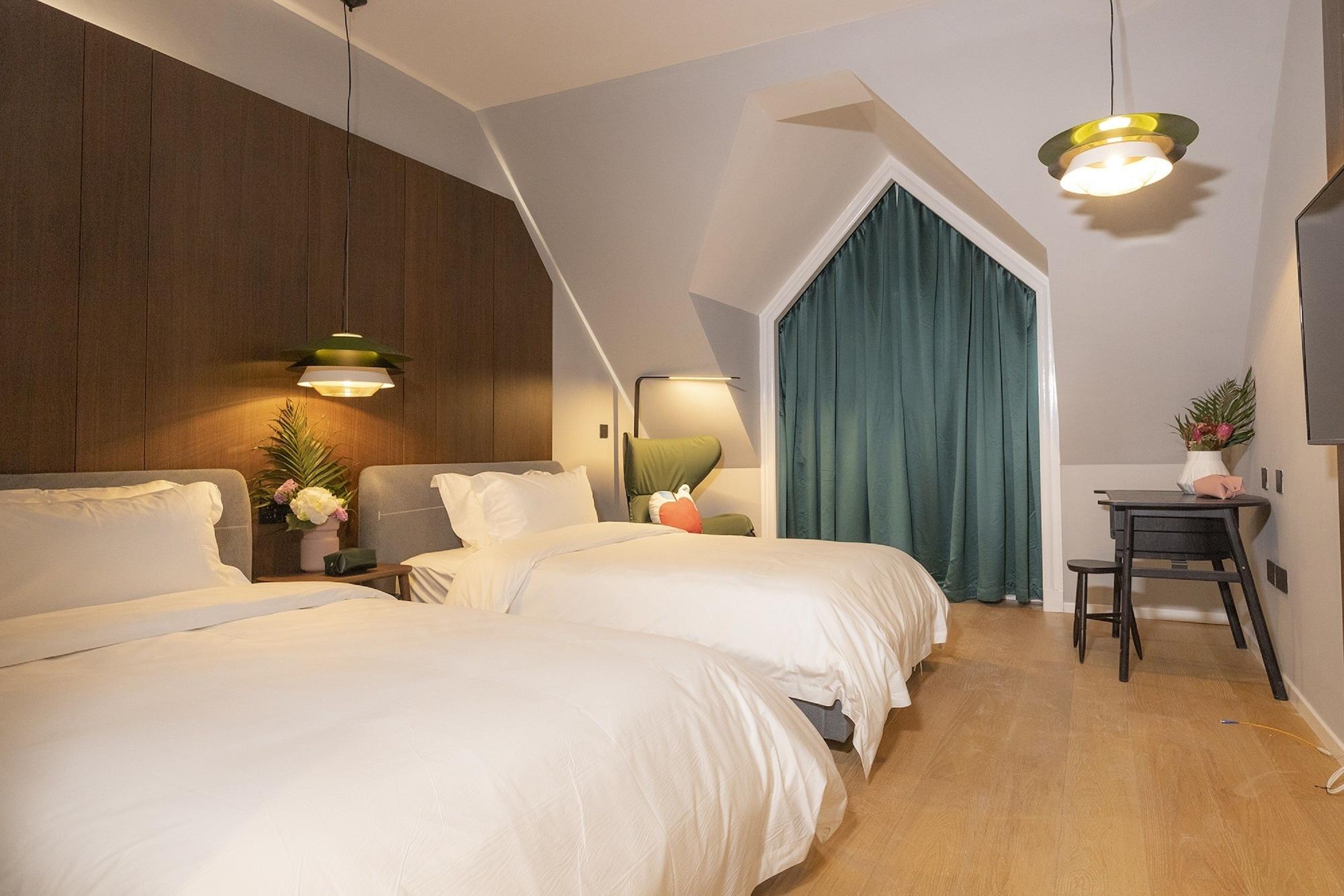 Qingdao The Castle Hotel Bagian luar foto