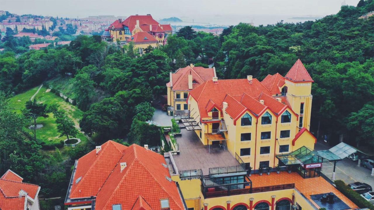 Qingdao The Castle Hotel Bagian luar foto