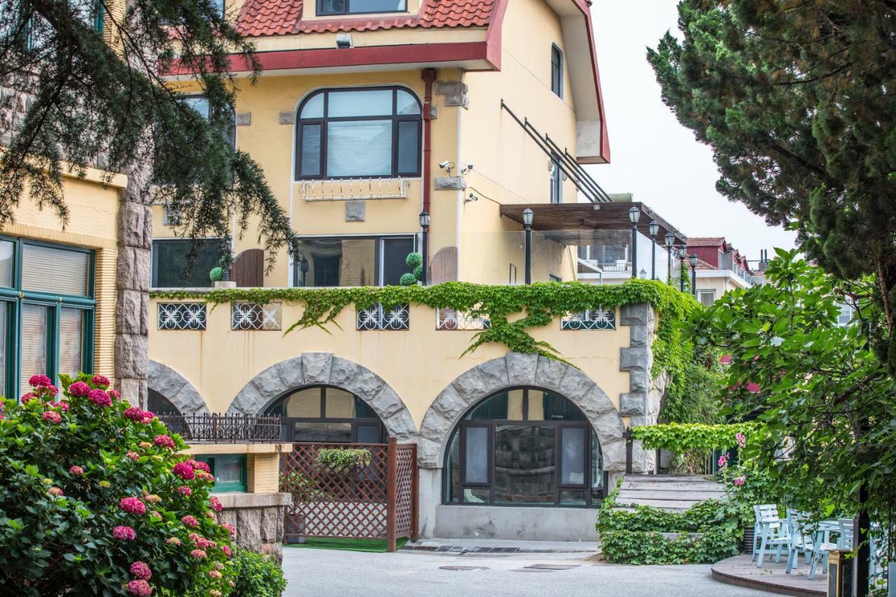 Qingdao The Castle Hotel Bagian luar foto